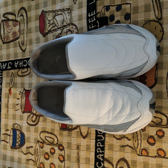 Curves slides - Picture 1 of 5